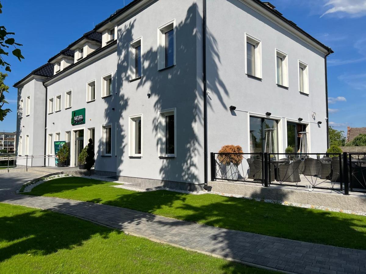 Hotel Natura Slonsk Bagian luar foto