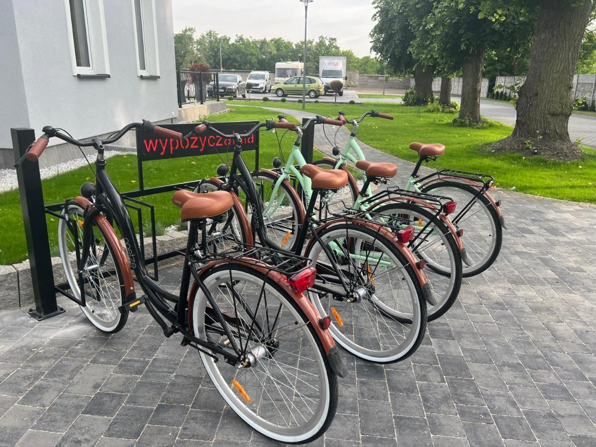 Hotel Natura Slonsk Bagian luar foto